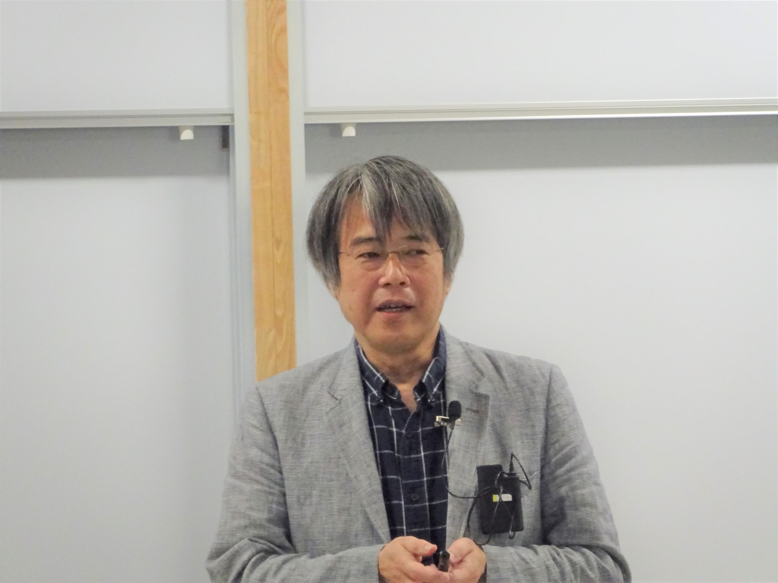 岩井秀樹 教授